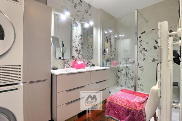 BORDEAUX quartier Croix Blanche, à vendre appartement avec 2 chambres, 2 balcons