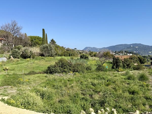 Nice (06100) GAIRAUT / TERRAIN VUE MER PANORAMIQUE / 2440m²