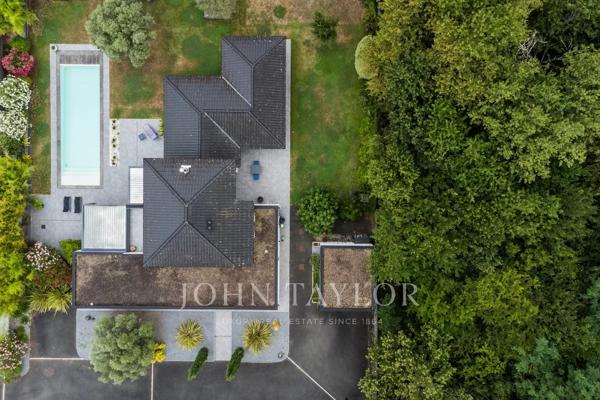 HAUT BOULIAC - VILLA CONTEMPORAINE - JOHN TAYLOR