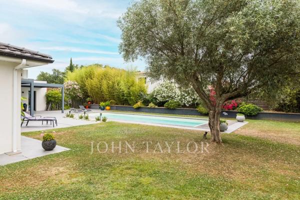 HAUT BOULIAC - VILLA CONTEMPORAINE - JOHN TAYLOR
