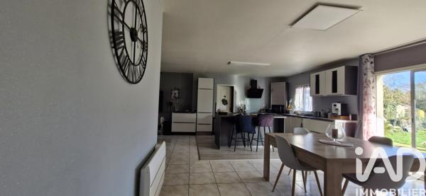 Maison à vendre 5 pièces 111 m² Saint-Médard-d'Aunis