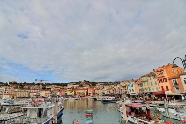 Fonds de commerce - Restaurant emblématique - Emplacement n°1