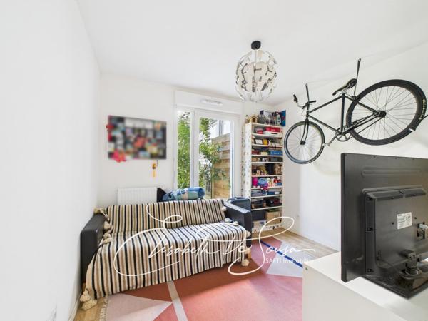 3 pièces moderne avec jardin privatif de 140 m²