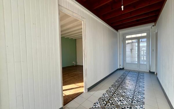 Maison à vendre    6 pièces •  Fressines