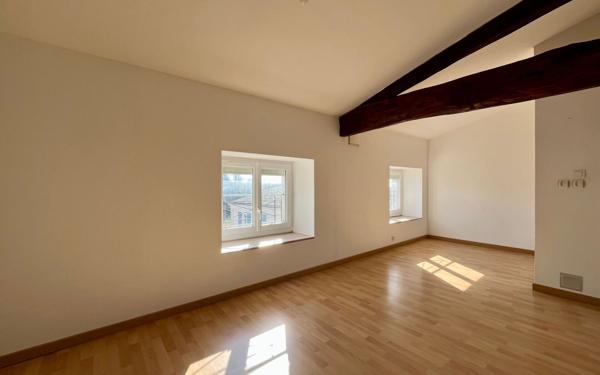 Maison à vendre    6 pièces •  Fressines