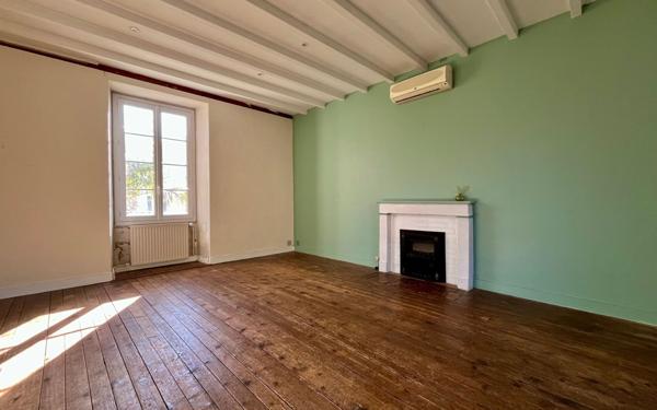 Maison à vendre    6 pièces •  Fressines