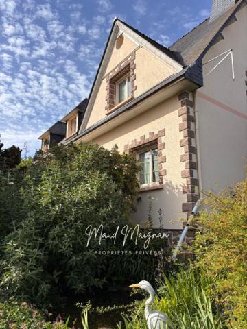 Propriété familiale, très beaux volumes, piscine et atelier, cadre calme et sans vis-à-vis