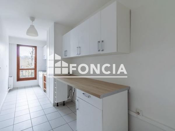 À vendre Appartement 5 pièces 96.6 m² - Versailles 78000