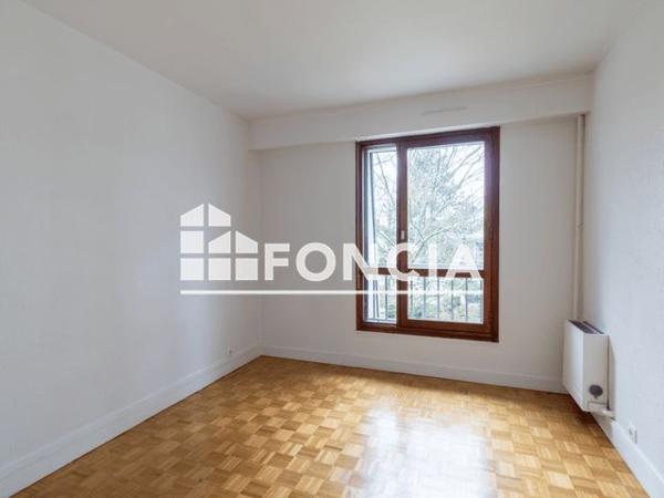 À vendre Appartement 5 pièces 96.6 m² - Versailles 78000