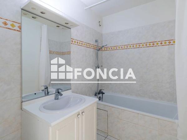 À vendre Appartement 5 pièces 96.6 m² - Versailles 78000