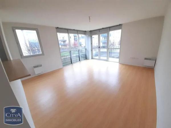 Appartement à louer 3 pièces 66.88m² Blois (41000)