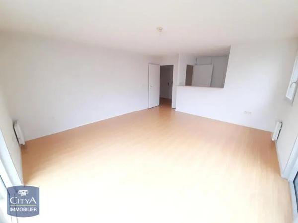 Appartement à louer 3 pièces 66.88m² Blois (41000)
