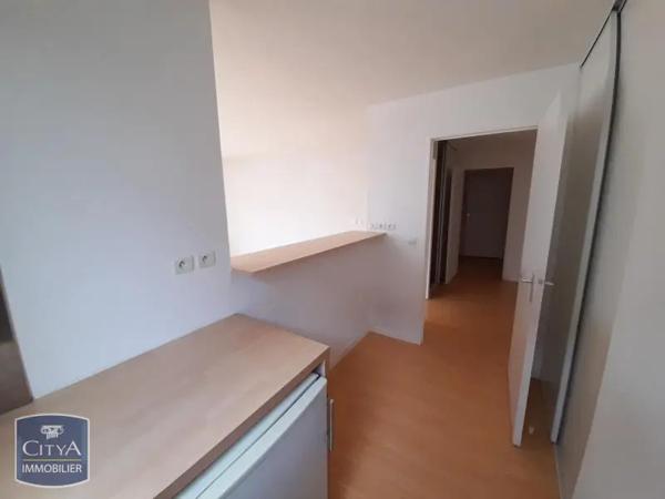 Appartement à louer 3 pièces 66.88m² Blois (41000)