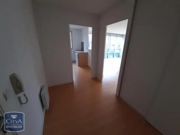 Appartement à louer 3 pièces 66.88m² Blois (41000)