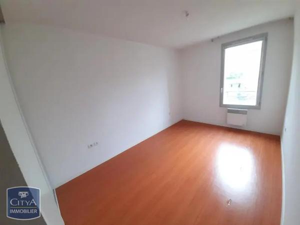 Appartement à louer 3 pièces 66.88m² Blois (41000)