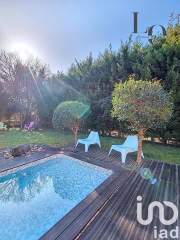 Maison à vendre 6 pièces 130 m² Simiane-Collongue