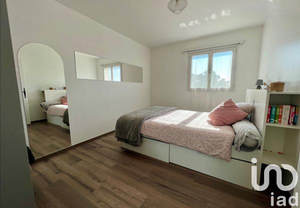 Maison à vendre 6 pièces 130 m² Simiane-Collongue