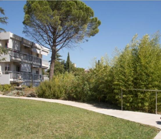 INVESTISSEMENT LOCATIF – Marseille – Résidence EHPAD Domaine de Fontfrède – 5,99 de rentabilité