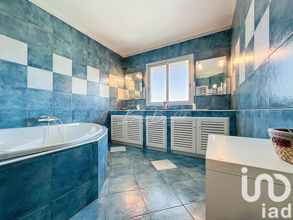 Maison à vendre 5 pièces 175 m² Créon