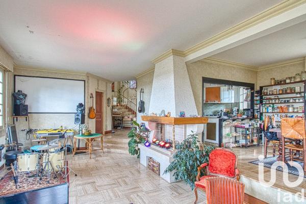 Maison à vendre 9 pièces 243 m² Orgeval