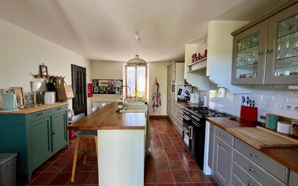 Maison à vendre    4 pièces •  Couzeix