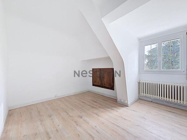 Maison Tours Nord - 6 pièces 135 m2 - 4 chambres - grand terrain