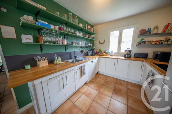 Maison à vendre  6 pièces - 96,55 m 2   ST MEDARD EN JALLES  - 33
