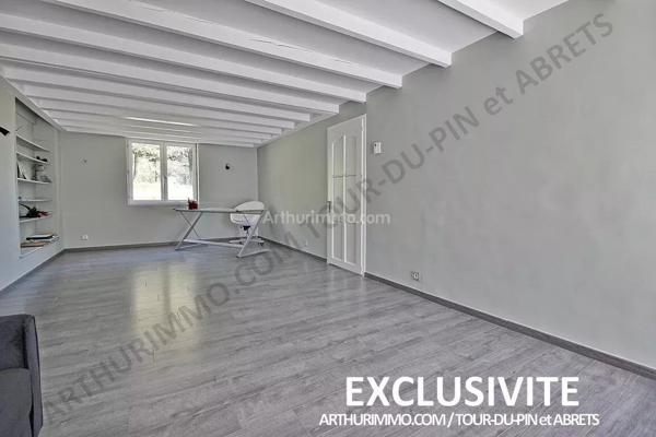 Vente Maison 7 pièces 256 m2 à Nivolas-Vermelle