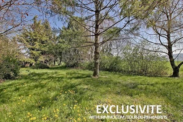 Vente Maison 7 pièces 256 m2 à Nivolas-Vermelle