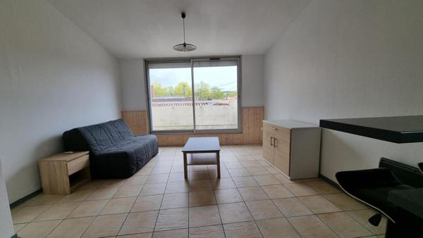 Appartement Lucon 1 pièce(s) 25.59 m2
