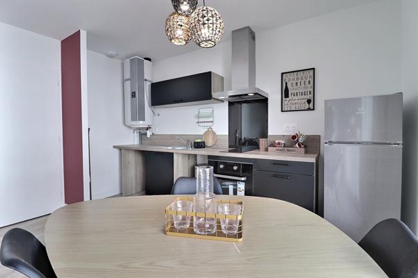 APPARTEMENT T2 MEUBLE AVEC TERRASSE - ALBI RUE DU ROC