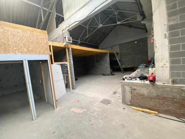 Tourcoing (59200) Entrepôt Tourcoing Gare