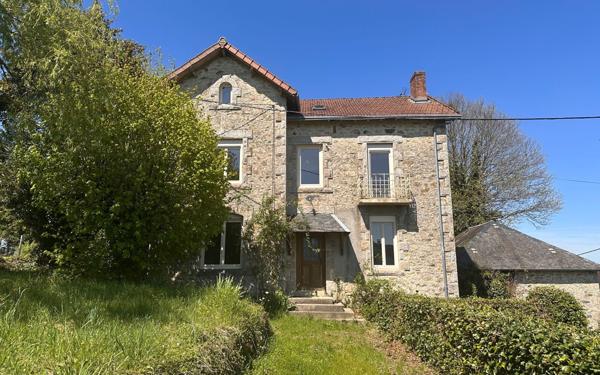 Maison à vendre    6 pièces •  Ladignac-le-Long