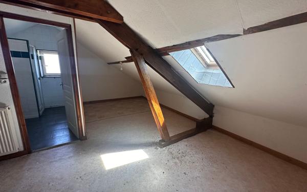 Maison à vendre    6 pièces •  Ladignac-le-Long