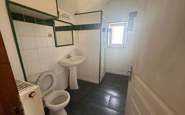 Maison à vendre    6 pièces •  Ladignac-le-Long