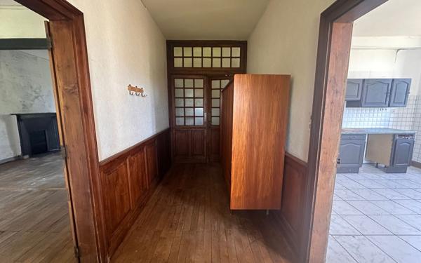 Maison à vendre    6 pièces •  Ladignac-le-Long