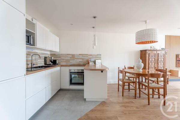 Appartement F4 à vendre  4 pièces - 90,40 m 2   BIARRITZ  - 64