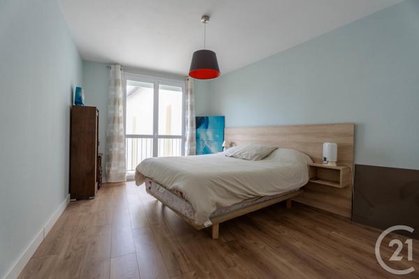 Appartement F4 à vendre  4 pièces - 90,40 m 2   BIARRITZ  - 64