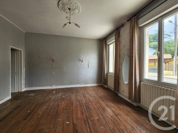 Maison à vendre  5 pièces - 145,79 m 2   LESPARRE MEDOC  - 33