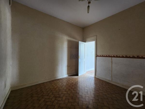 Maison à vendre  5 pièces - 145,79 m 2   LESPARRE MEDOC  - 33