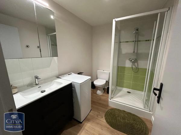 Maison à louer 2 pièces 55m² Changé (72560)