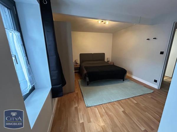 Maison à louer 2 pièces 55m² Changé (72560)