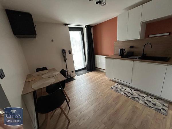 Maison à louer 2 pièces 55m² Changé (72560)