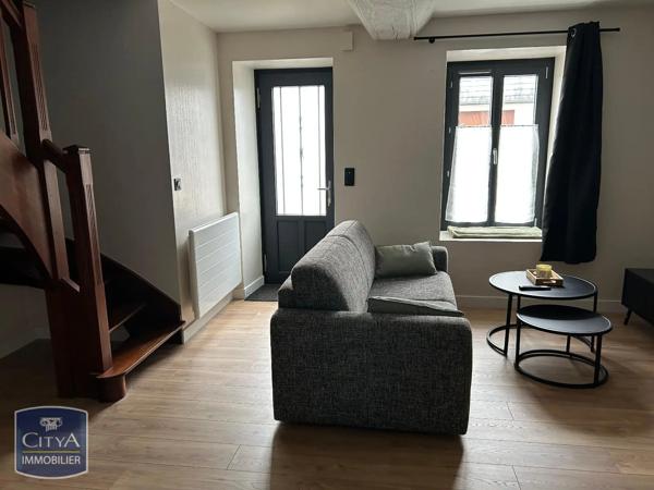 Maison à louer 2 pièces 55m² Changé (72560)