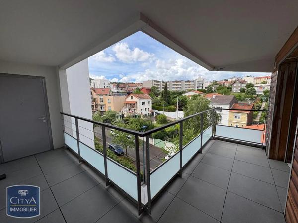Appartement à louer 3 pièces 70.8m² Clermont-Ferrand (63000)