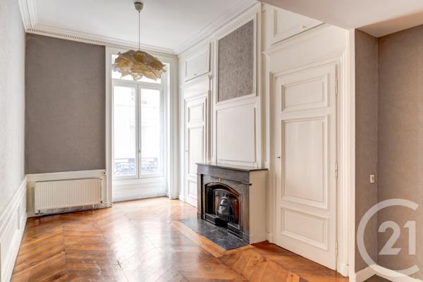 Appartement F2 à vendre  2 pièces - 79,97 m2 LYON - 69002