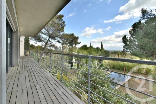 Maison à vendre  5 pièces - 170 m2 VILLENEUVE LES AVIGNON - 30