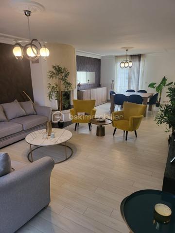 Maison de 228 m²