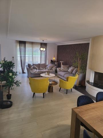Maison de 228 m²