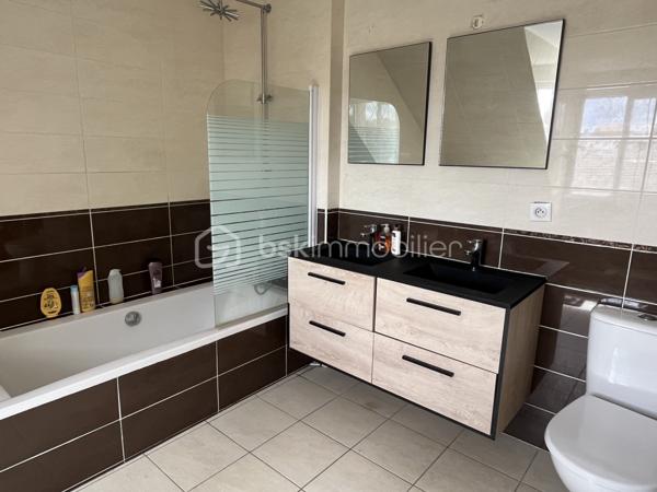 Maison de 228 m²
